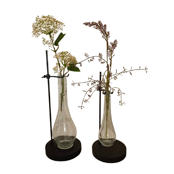Vase p� stativ