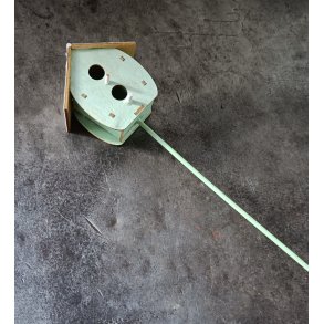 Fuglehus p� pind  med stof tag gr�n