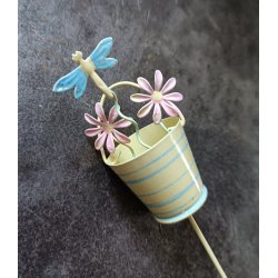 Spand med blomster p pind gul