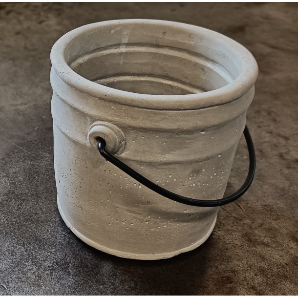 Beton urtepotte spand med hank lille