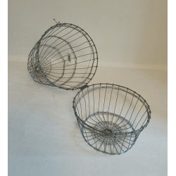 Dekorations�g i metal stor