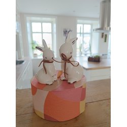 Hare keramik creme stor