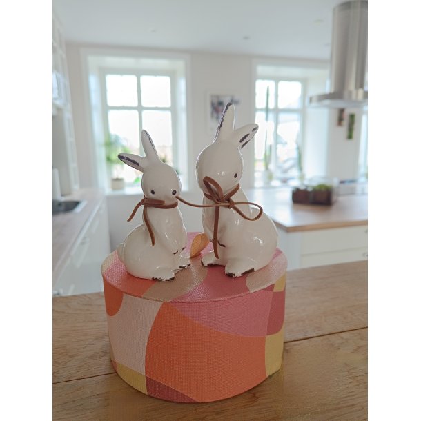 Hare keramik creme stor